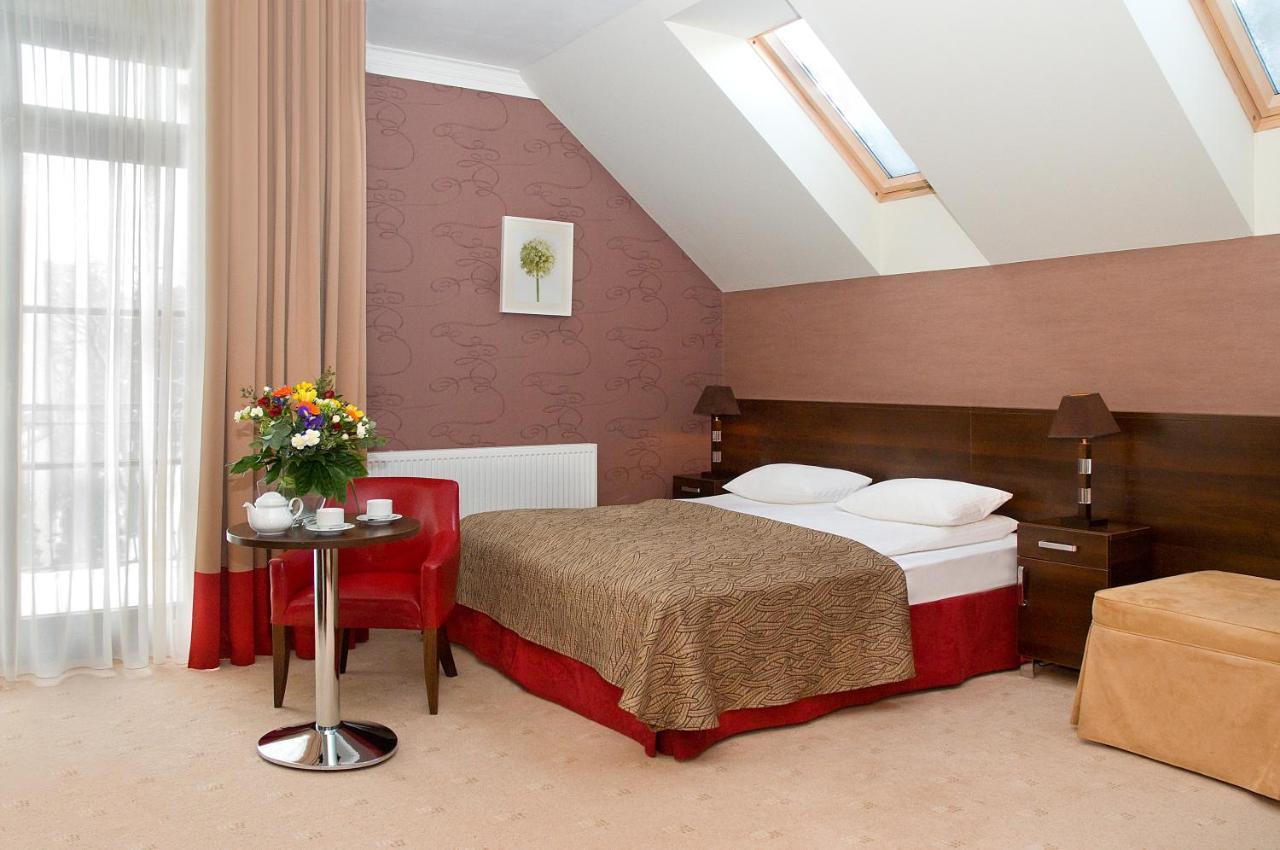 Hotel Rigga Willa Lucja Władysławowo Exteriör bild